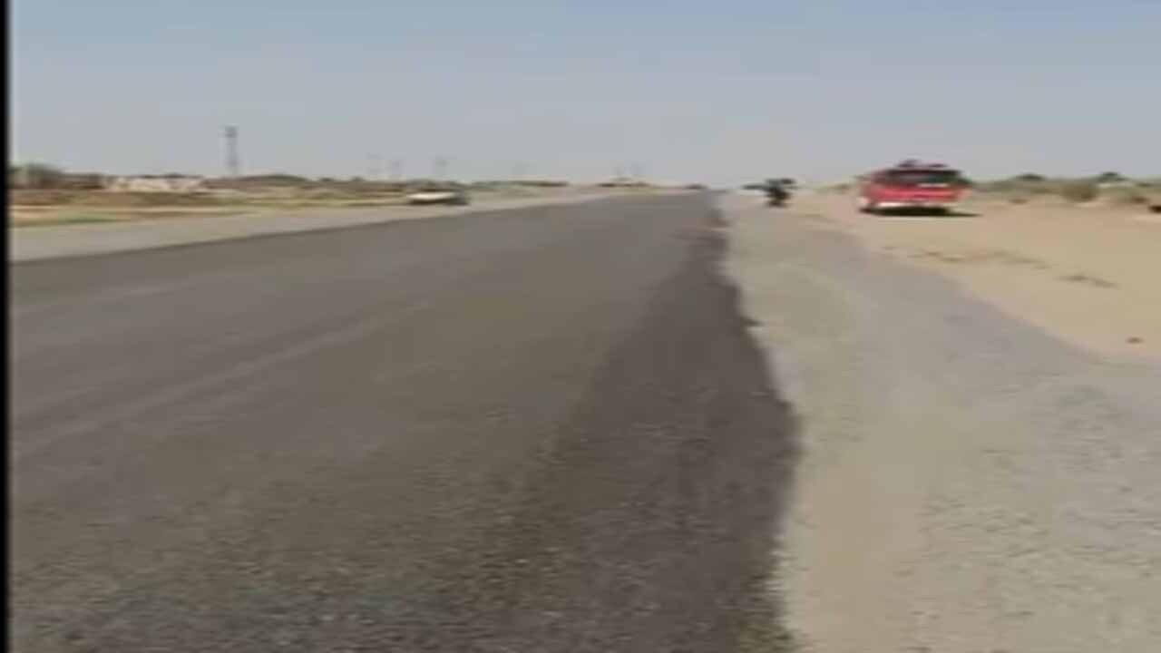 واژگونی خودروی پراید در آران و بیدگل + فیلم