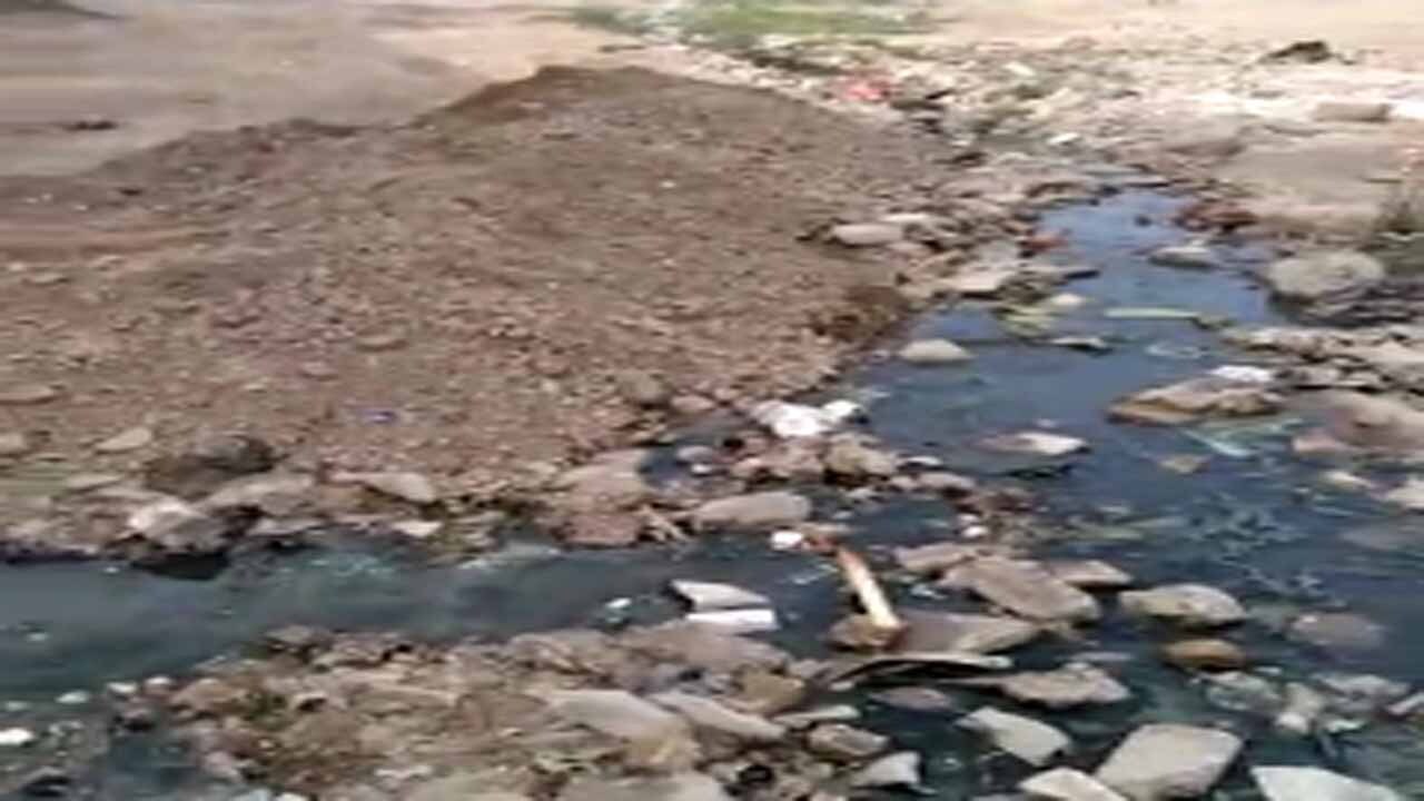 گلایه از وضع نامناسب خیابان‌ها در محله شیخ‌آباد + فیلم