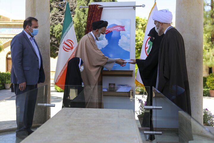 معرفی برگزیدگان نخستین جشنواره ملی شعر گمنامی