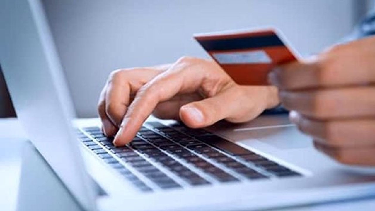 کلاهبرداران چگونه از بی‌دقتی کاربران هنگام خرید اینترنتی استفاده می‌کنند؟