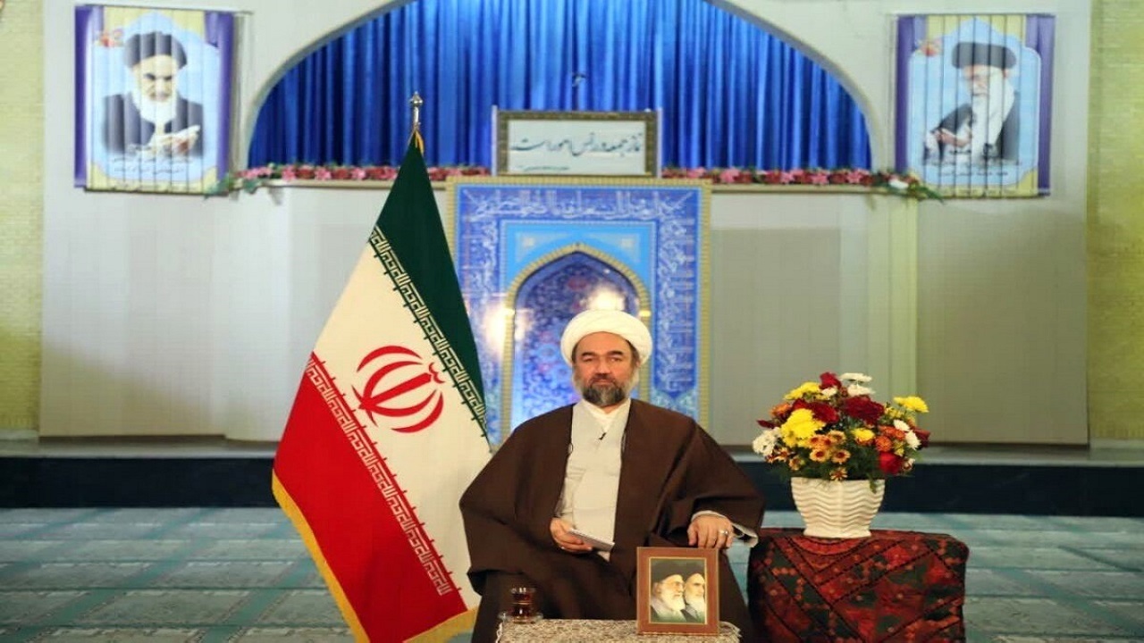 امیدی به دشمن نبوده و باید به دنبال توانمندی داخلی باشیم