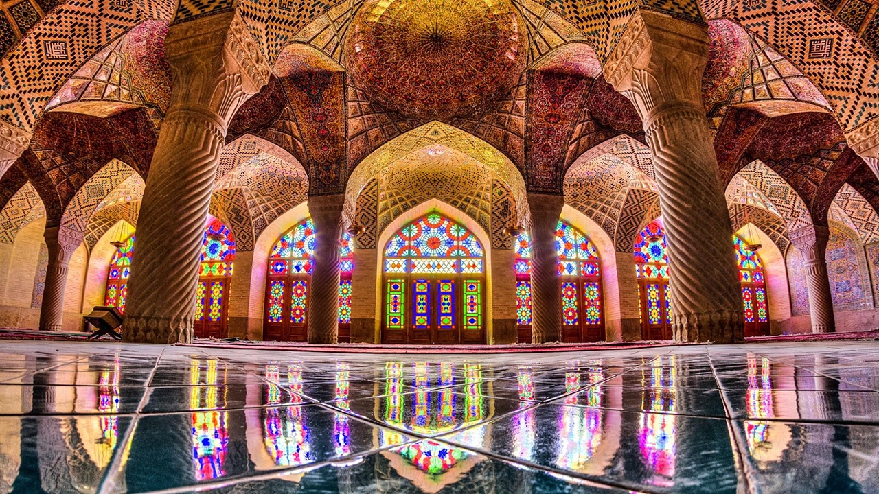 توسعه فرهنگ در مسجد نصیرالملک به عنوان تصویر گردشگری ایران