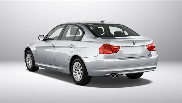 مقایسه مرسدس بنز S500 با ب ام و 320i سدان + مشخصات فنی