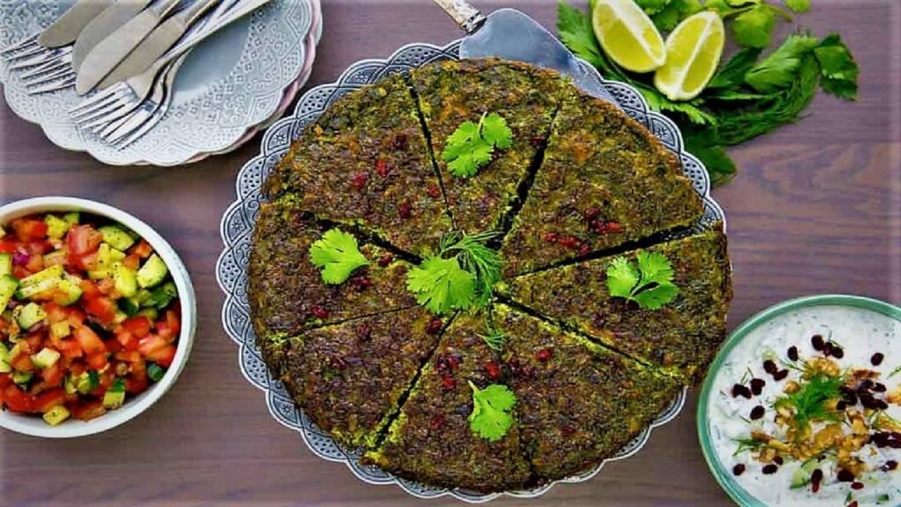 آموزش آشپزی؛ از کوکو سیب زمینی با برنج و شامی هویج خوشمزه تا خورش آلو زرشک+ تصاویر