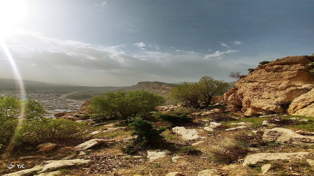 طبیعت زیبای دامنه کوه شلم ایلام+ عکس