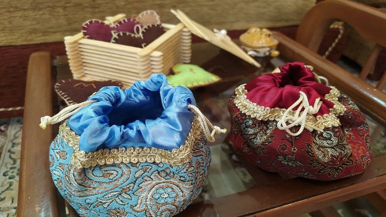 زنان هنرمند گمنام تربت حیدریه، گردانندگان چرخ اقتصاد خانواده