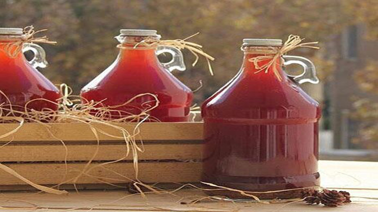 دستگیری پزشک قلابی در فردیس/ وقتی آبغوره چند میلیونی جای دارو را می‌گیرد