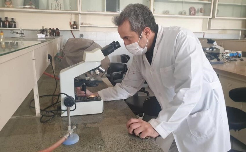 گزارش دوشنبه/ چالش اساسی نظام آموزش عالی در انجام پژوهش از مدرسه تا دانشگاه/ دانشجویان چگونه پژوهش انجام دهند؟/ بی توجهی دانشگاه ها به امر پژوهش معضل اساسی امروزه قشر دانشجویی/ ارتباط مستقیم بی توجهی دانشگاه ها به انجام پژوهش و رفع نشدن مشکلات جامعه