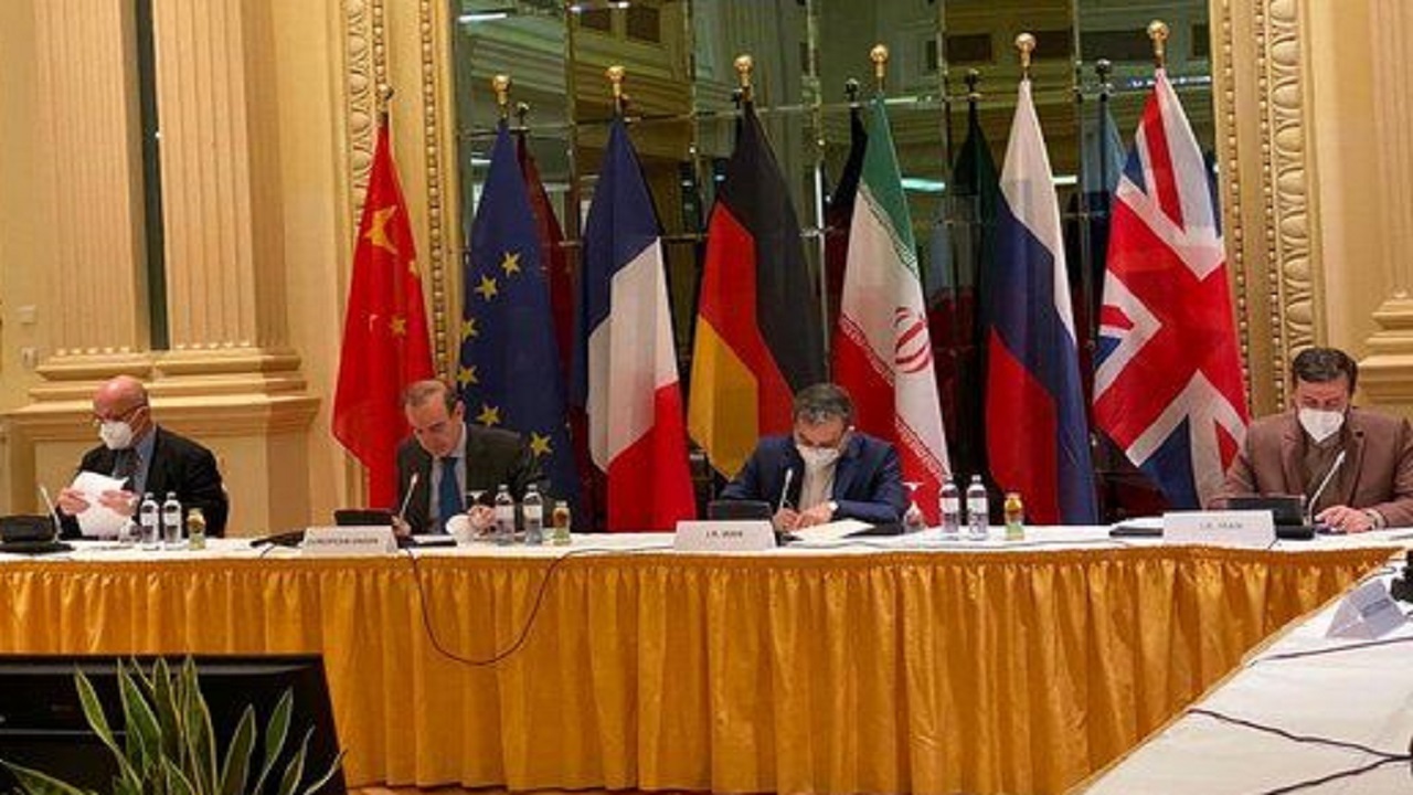 روسیا الیوم: تهران از دستاورد‌های هسته‌ای به عنوان اهرم فشار در مذاکرات استفاده می‌کند