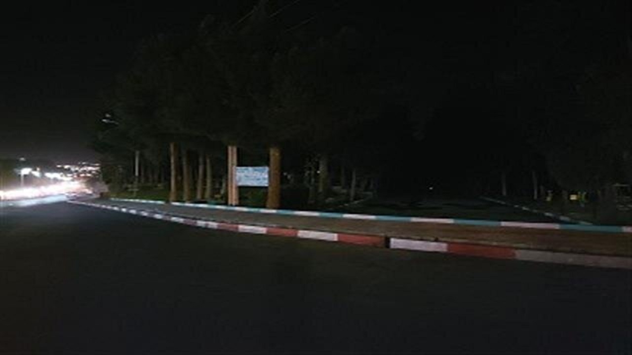 روشنایی پارک‌ها و بوستان‌های کرج قطع شد/معضل حیوانات خانگی در پارک‌ها