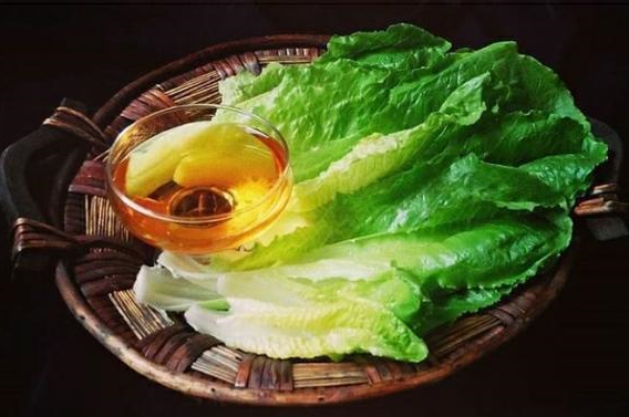 سالاد فصل فراعنه در مازندران