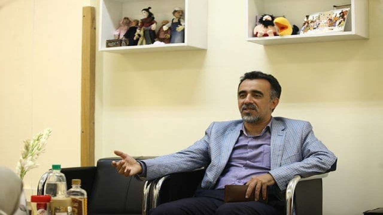 میزگرد‌ها و برنامه‌های «هفته هنر انقلاب» کتاب می‌شوند/ هنر انقلاب آسیب‌شناسی نشده است