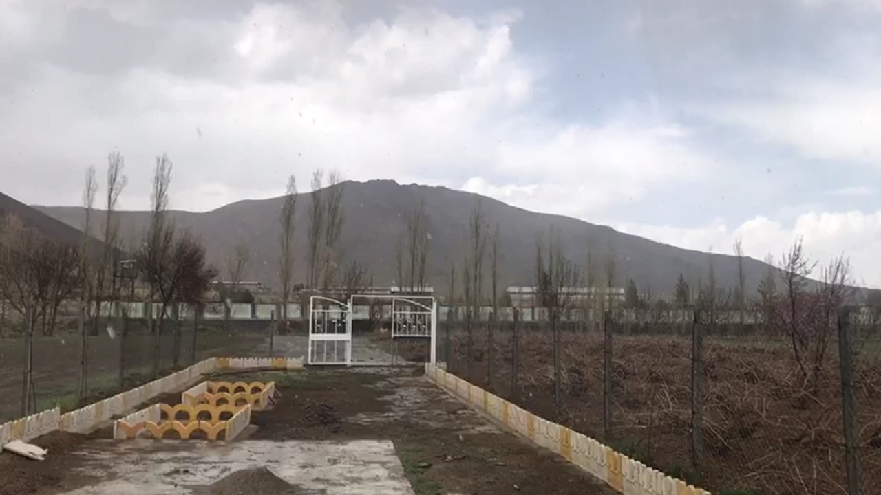 رگبار پراکنده بهاری باران و تگرگ در ملایر