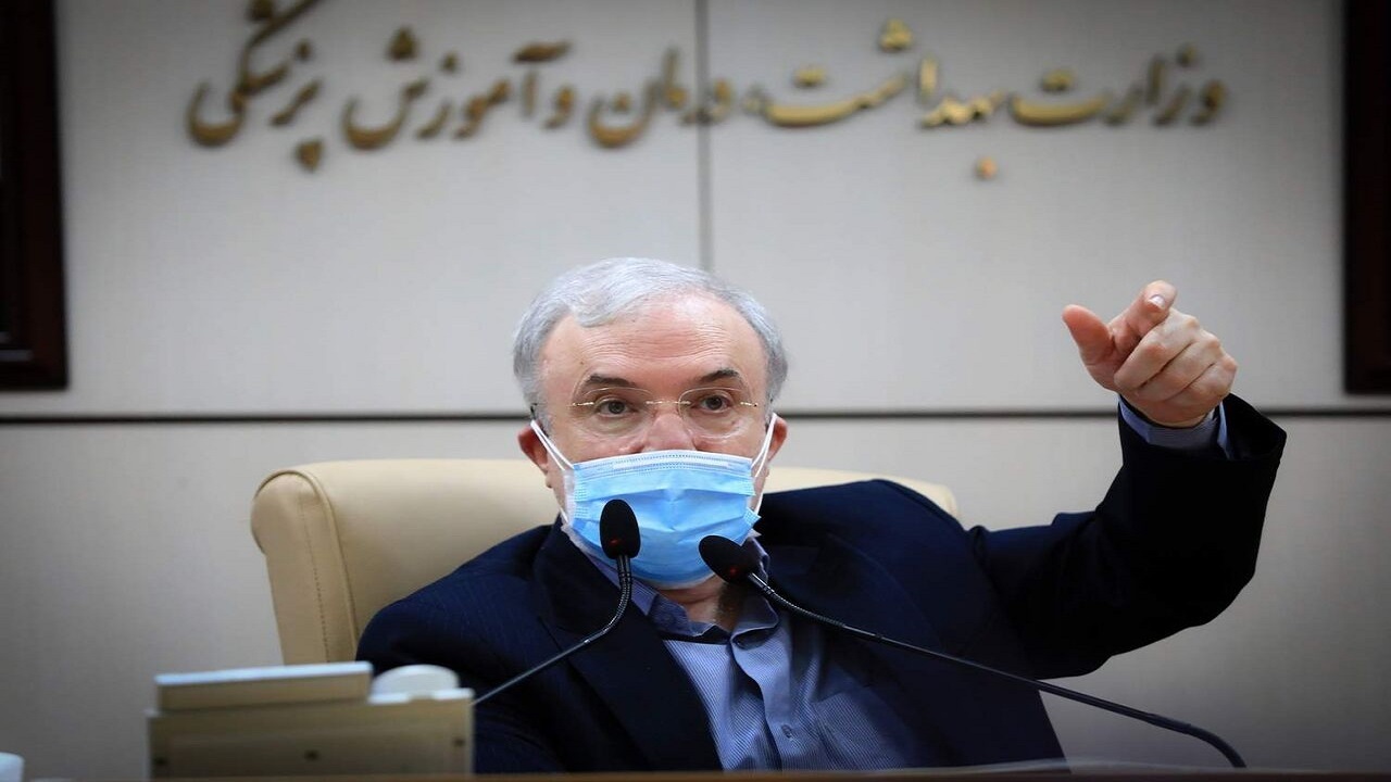 انتظار نداشته باشید برای تک‌صدایی، حرف غیرکارشناسی را بپذیرم/ مسئول تامین واکسن خارجی قرارگاه ستاد کروناست