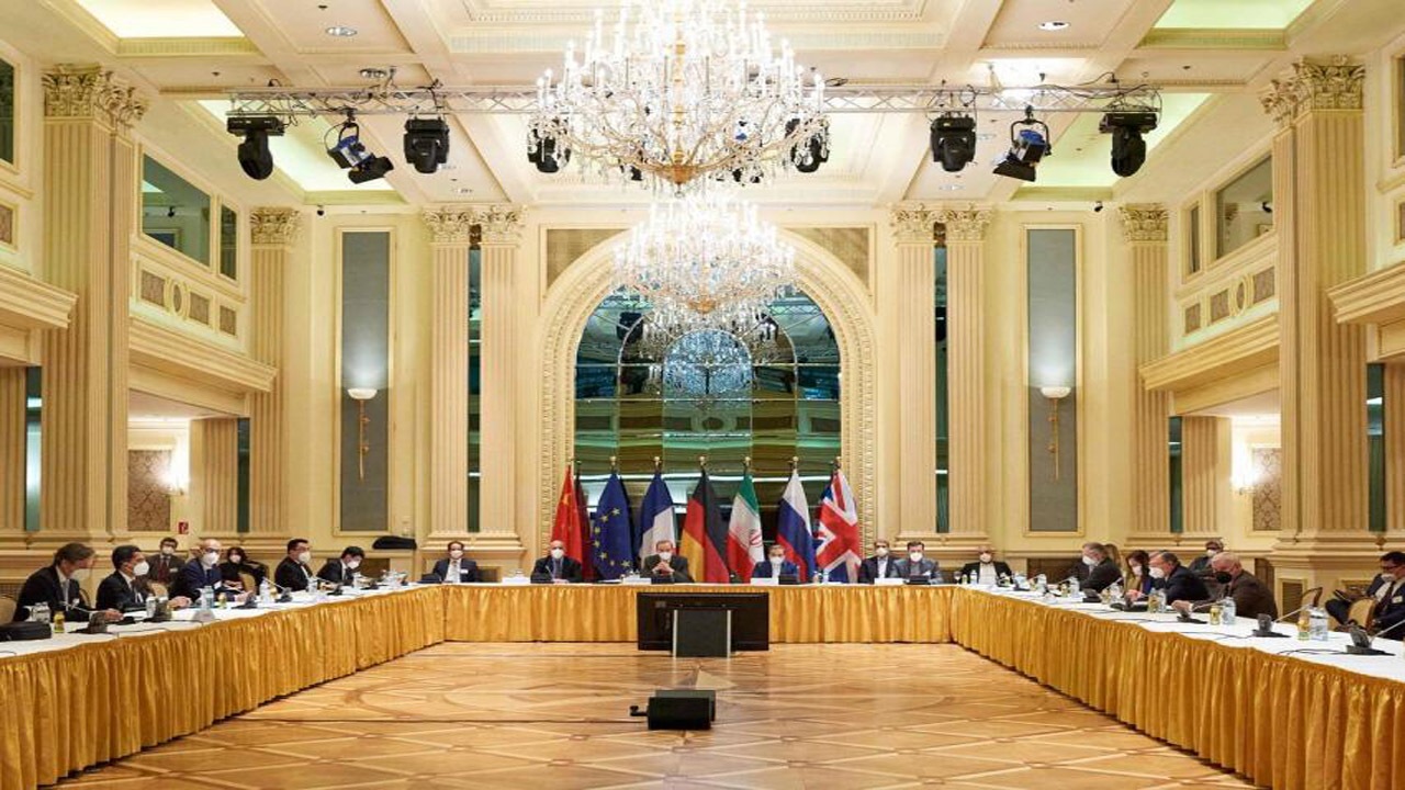 تهران با هیچ گونه معافیت به جای برداشته شدن رژیم تحریم‌ها موافقت نخواهد کرد