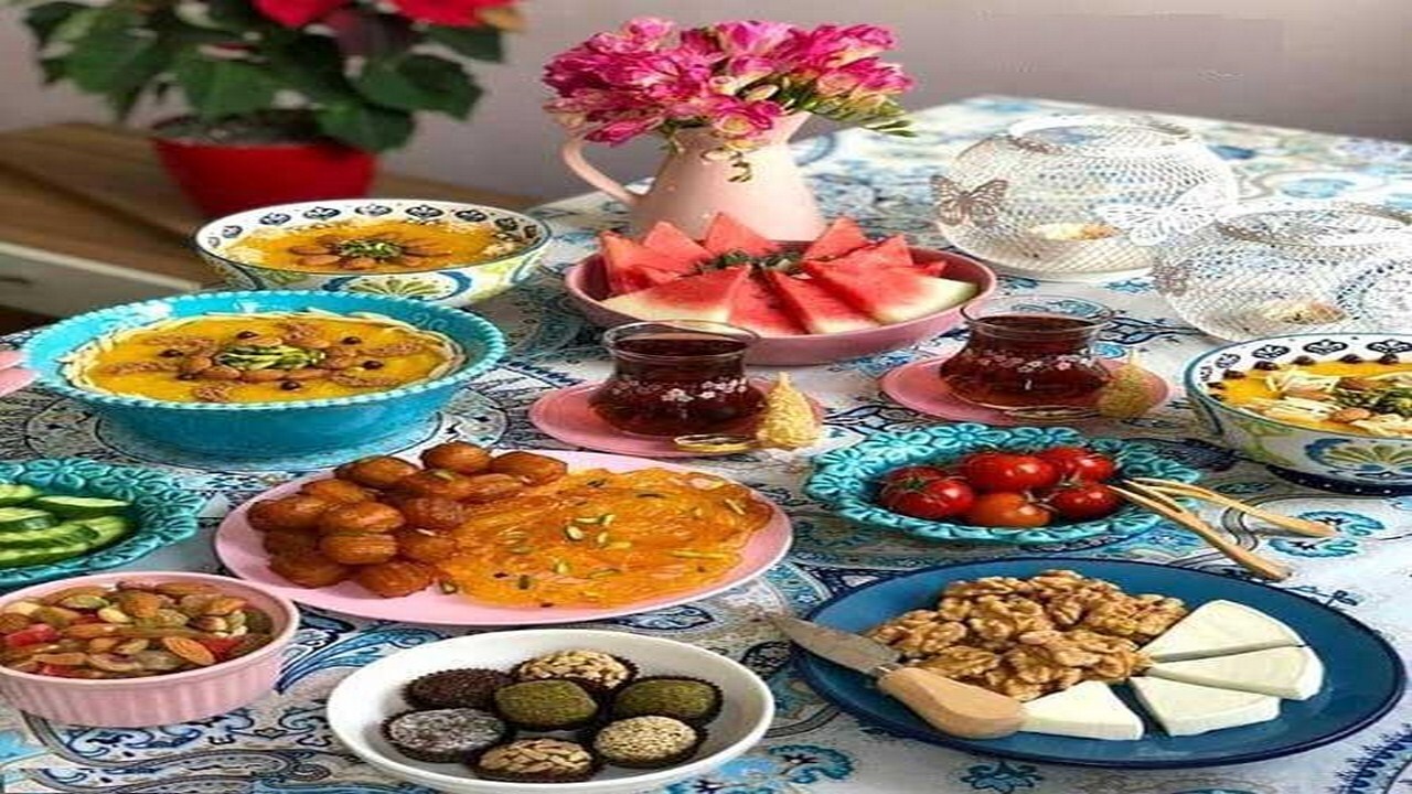 مصرف غذا‌های شیرین در ماه رمضان، غلظت قندخون را به صورت ناگهانی بالا می برد