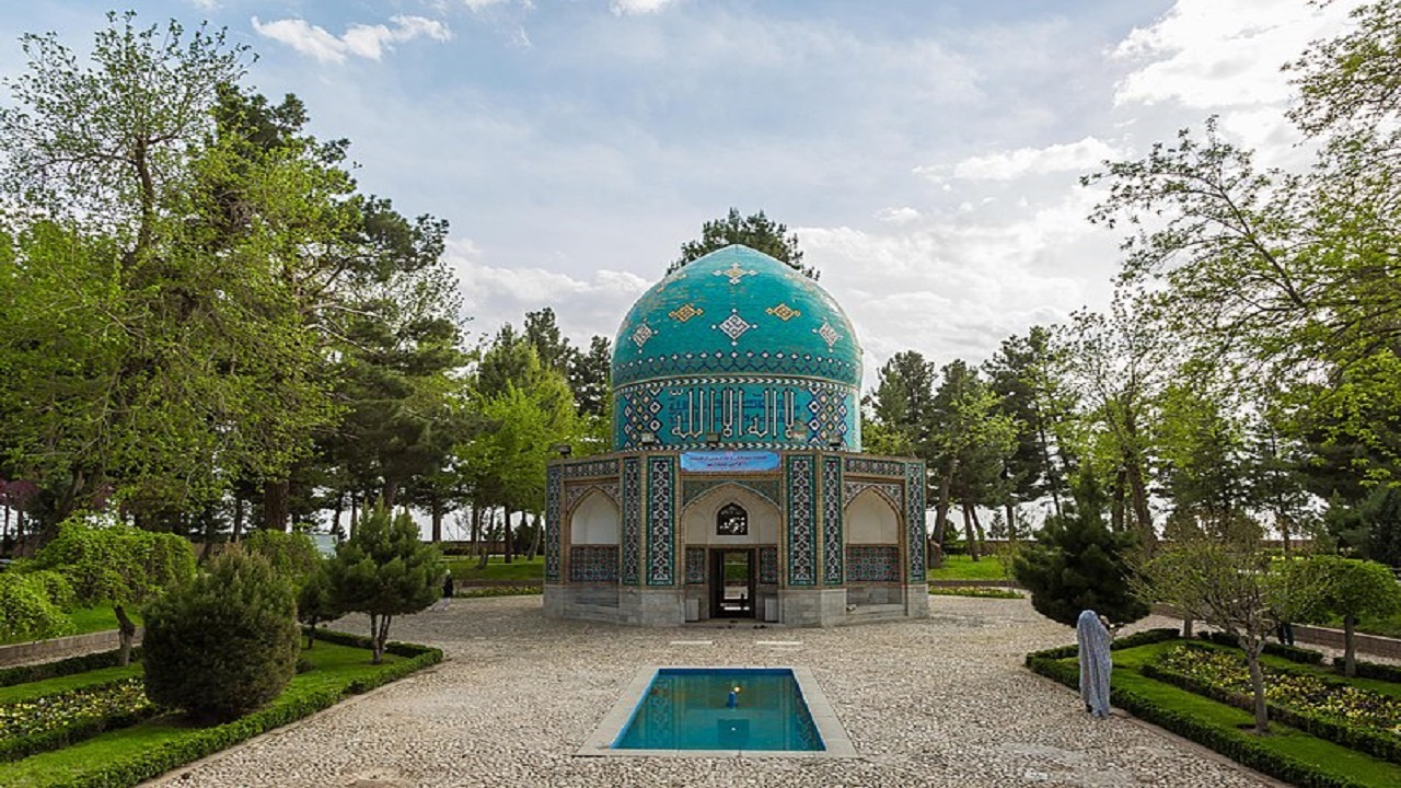 پرواز سیمرغ عطار از زمین تا وصال حقیقت‌/ گذر از سی مرغ وجود برای خداشناسی درون