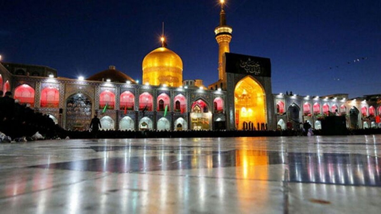 استقبال از ماه رمضان با ویژه برنامه "شکوه بندگی" در حرم رضوی