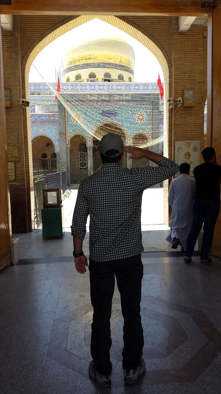 جوانی که دل حاج قاسم را با نوآوریاش نرم کرد+ تصاویر جوانی که دل حاج قاسم را با نوآوریاش نرم کرد+ تصاویر
