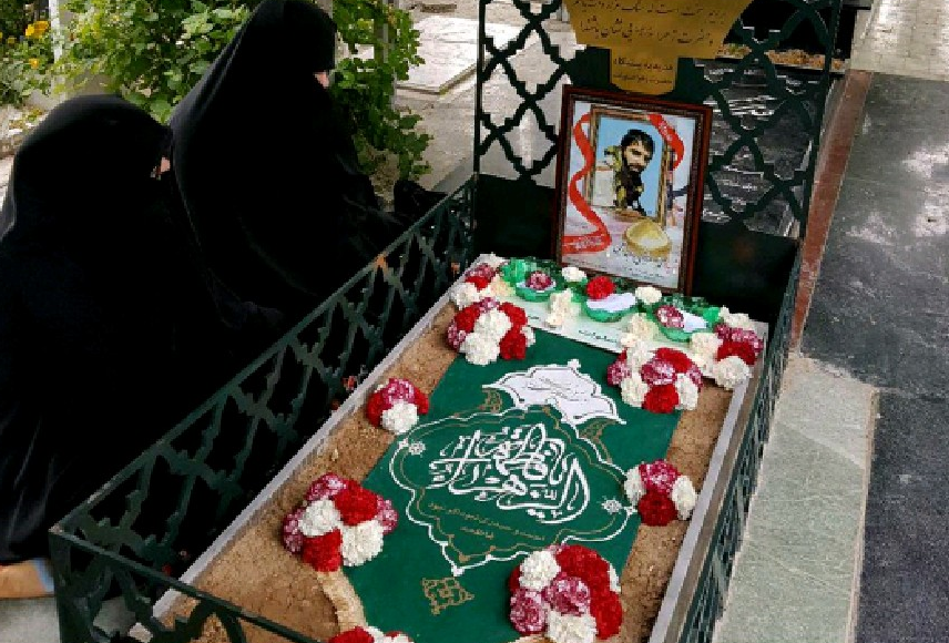 جوانی که دل حاج قاسم را با نوآوریاش نرم کرد+ تصاویر جوانی که دل حاج قاسم را با نوآوریاش نرم کرد+ تصاویر