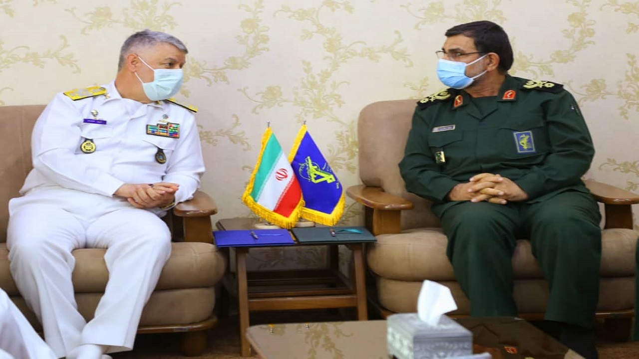 نشست هم‌افزایی فرماندهان نیروی دریایی ارتش و سپاه برگزار شد