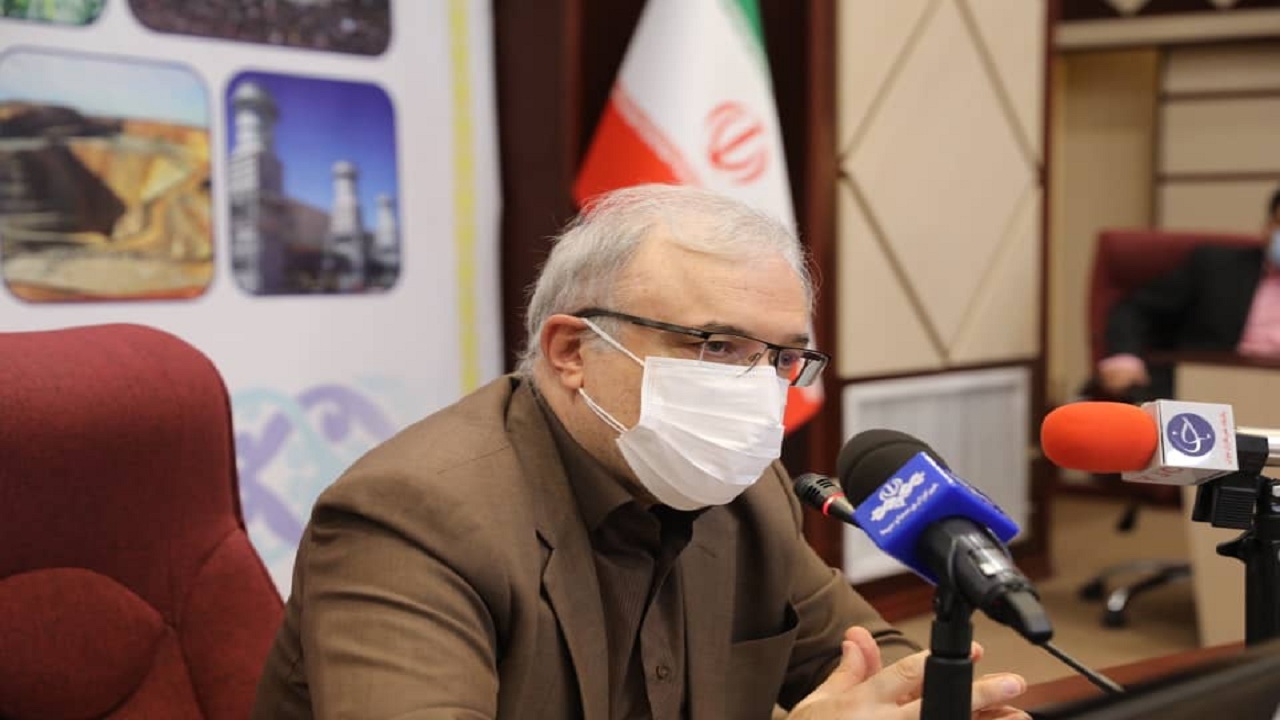 هیچ وزیر بهداشتی در دنیا انقدر گرفتار تبلیغات منفی نبود