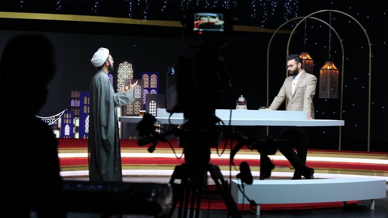 زوج دوست داشتی مبتلا به سندروم داون مهمان شهر زیبا شدند+فیلم