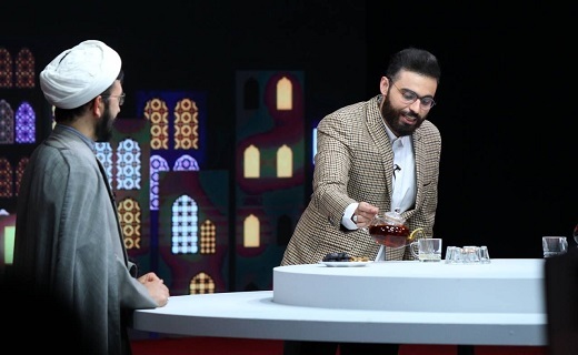 زوج دوست داشتی مبتلا به سندروم داون مهمان شهر زیبا شدند+فیلم