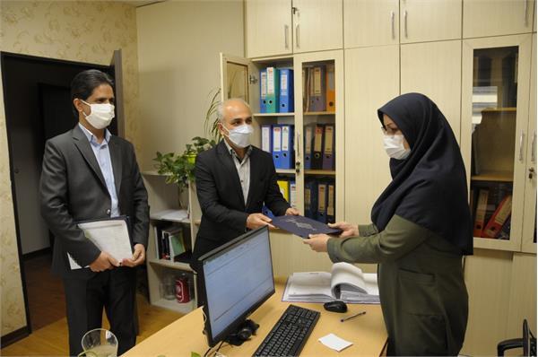 تقدیر از کارکنان برتر شرکت ارتباطات زیر ساخت در روز منابع انسانی