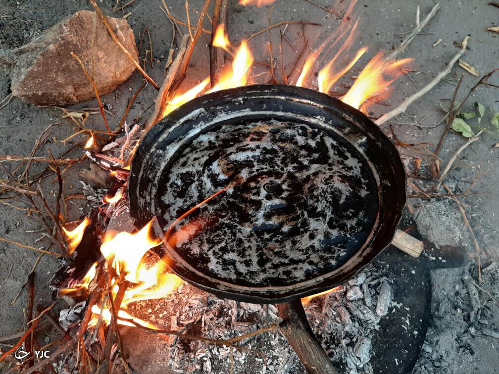 نان دو تابه ای نان دو تابه ای