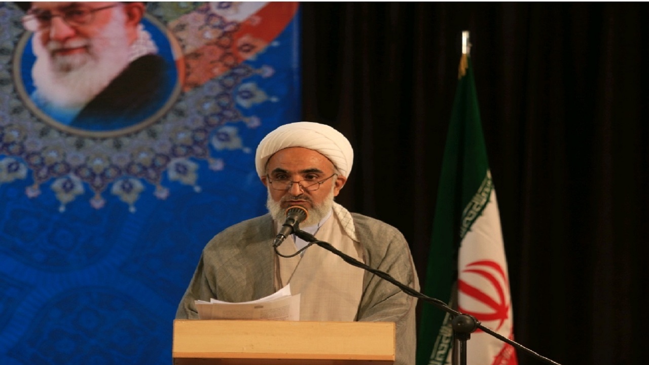 امام جمعه آبادان: بنده نه واکسن زدم  و نه جزو اولویت ها بودم/ دادستان آبادان: در صورت احراز تخلف، با متخلفان برخورد می شود