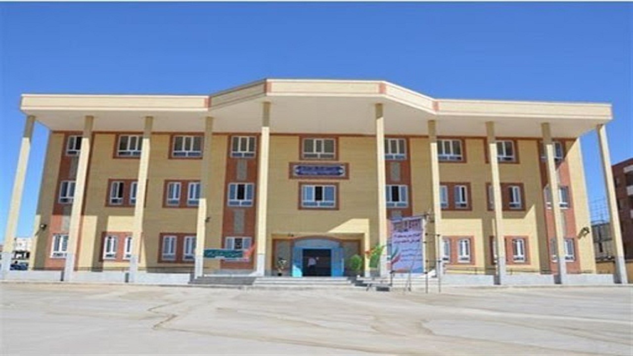 وجود ۲۲۰ خیر مدرسه ساز در استان همدان
