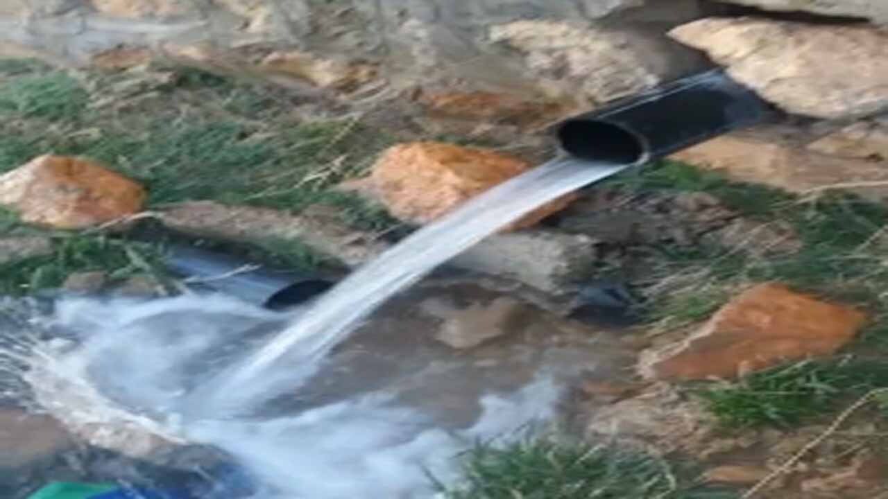 هدررفت آب در وستای چقیورت + فیلم
