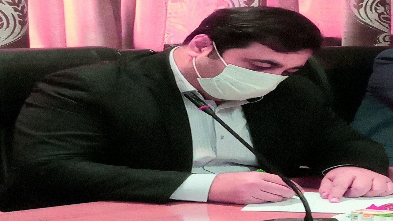 تعطیلی بانک‌ها در تاکستان