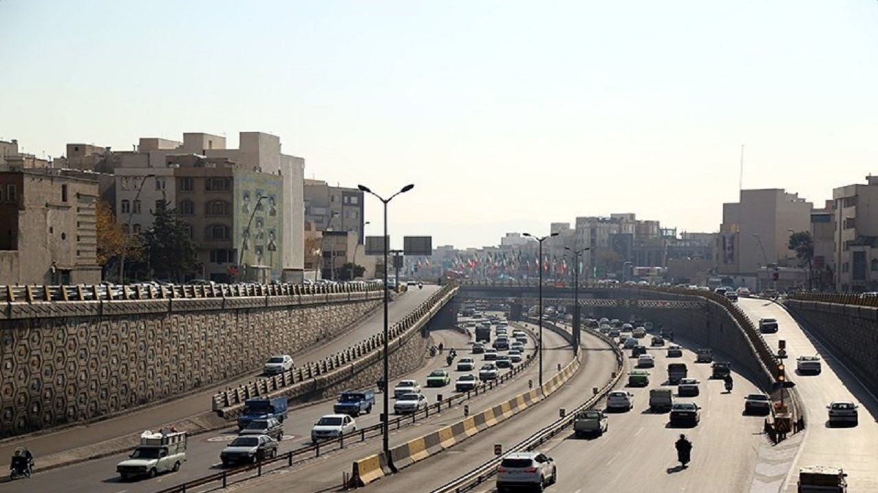 اصلاح هندسی و ایجاد پهلوگاه اضطراری در بزرگراه امام علی (ع)