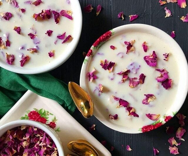 طرز تهیه فرنی قالبی و ساده به ۳ روش برای افطار طرز تهیه فرنی قالبی و ساده به ۳ روش برای افطار