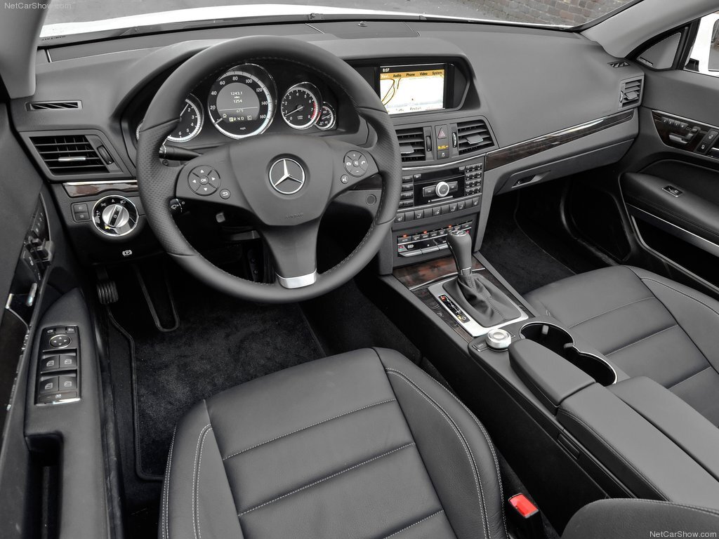 مقایسه بی ام و Z4 مدل 28i با مرسدس بنز E350 کروک + مشخصات فنی مقایسه بی ام و Z4 مدل 28i با مرسدس بنز E350 کروک + مشخصات فنی