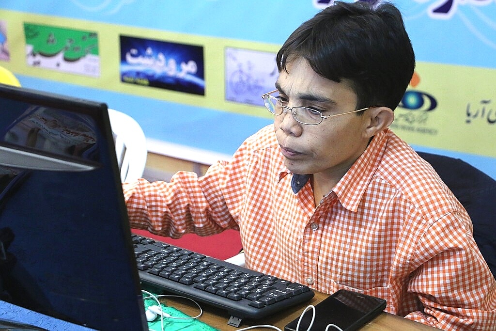 حضور یک عکاس شیرازی در نمایشگاه گروهی بهار کانادا