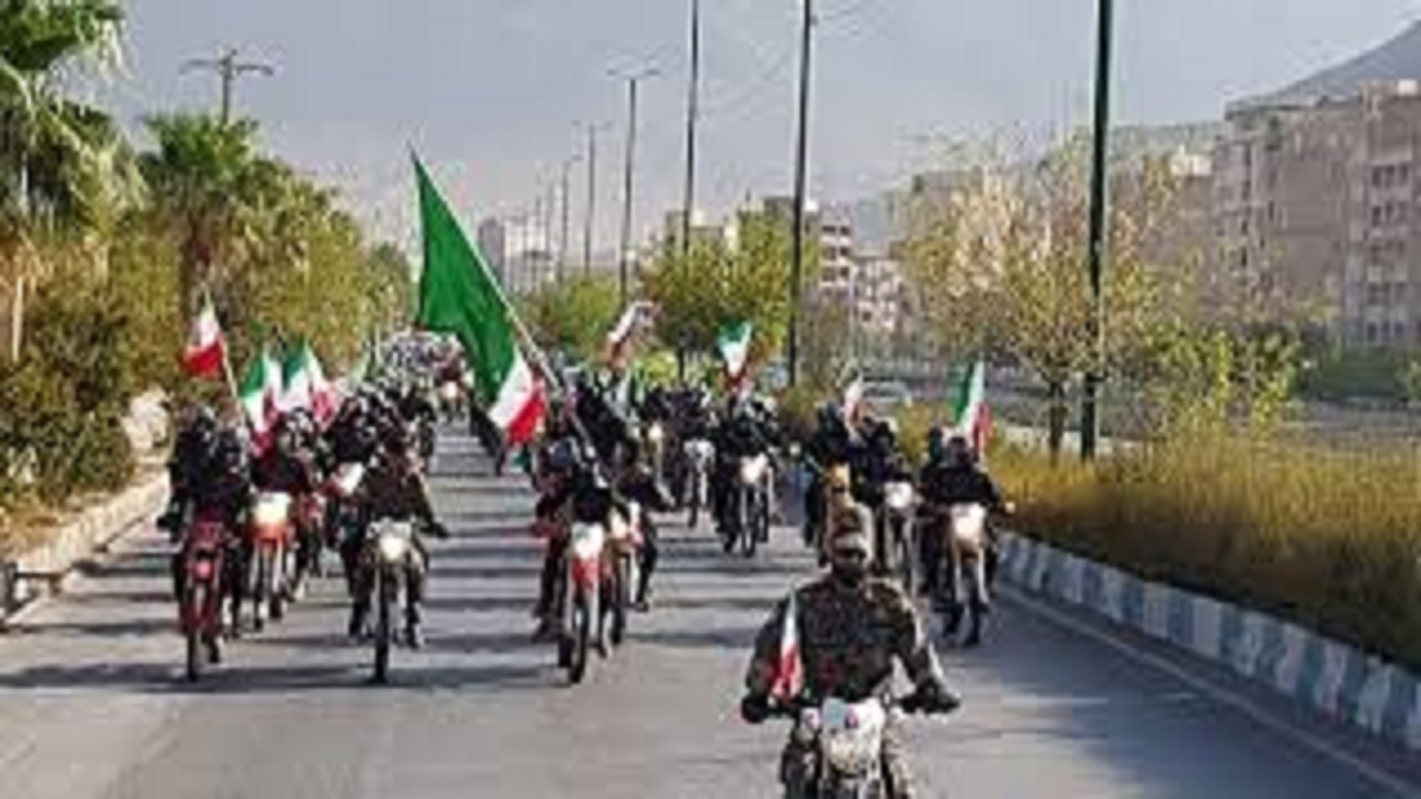رژه نظامی یگان‌های لشکر ۸۸ زرهی استان سیستان و بلوچستان