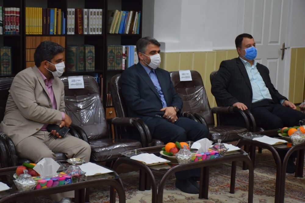 دیدار نوروزی جمعی از مسئولان استان با نماینده ولی فقیه در گیلان دیدار نوروزی جمعی از مسئولان استان با نماینده ولی فقیه در گیلان