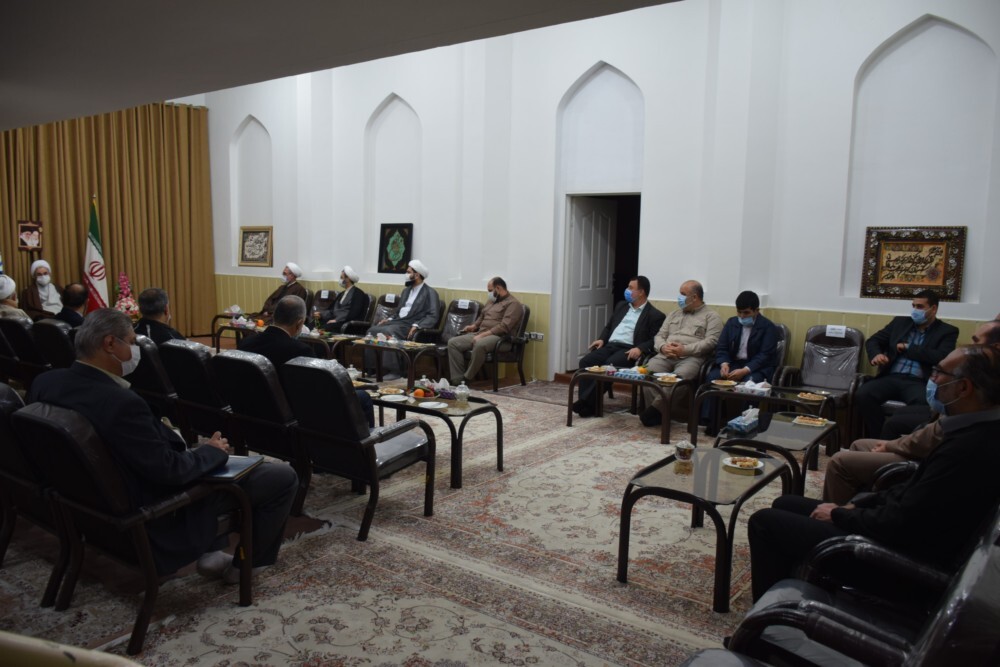 دیدار نوروزی جمعی از مسئولان استان با نماینده ولی فقیه در گیلان دیدار نوروزی جمعی از مسئولان استان با نماینده ولی فقیه در گیلان