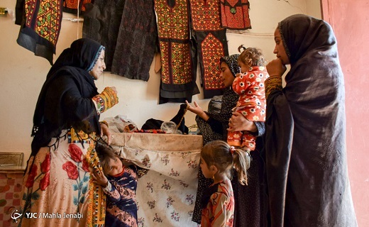استفاده از هنر سوزن دوزی در ساخت زیورآلات