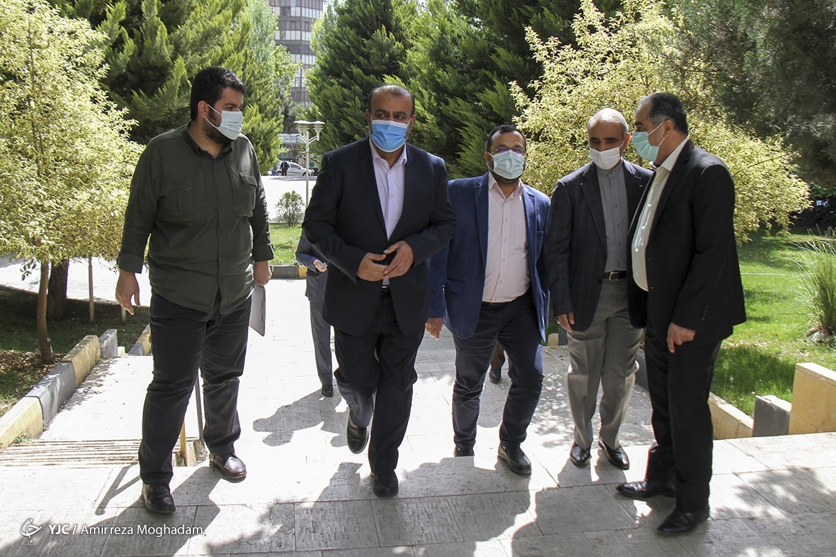 تنها وزیر ایرانی بودم که رئیس اوپک شدم/ به نفع هیچکس کنار نخواهم کشید/ با احمدی&zwnj;نژاد ارتباطی ندارم/ بستر ارز دیجیتال ساماندهی نشود، مانند بورس می شود