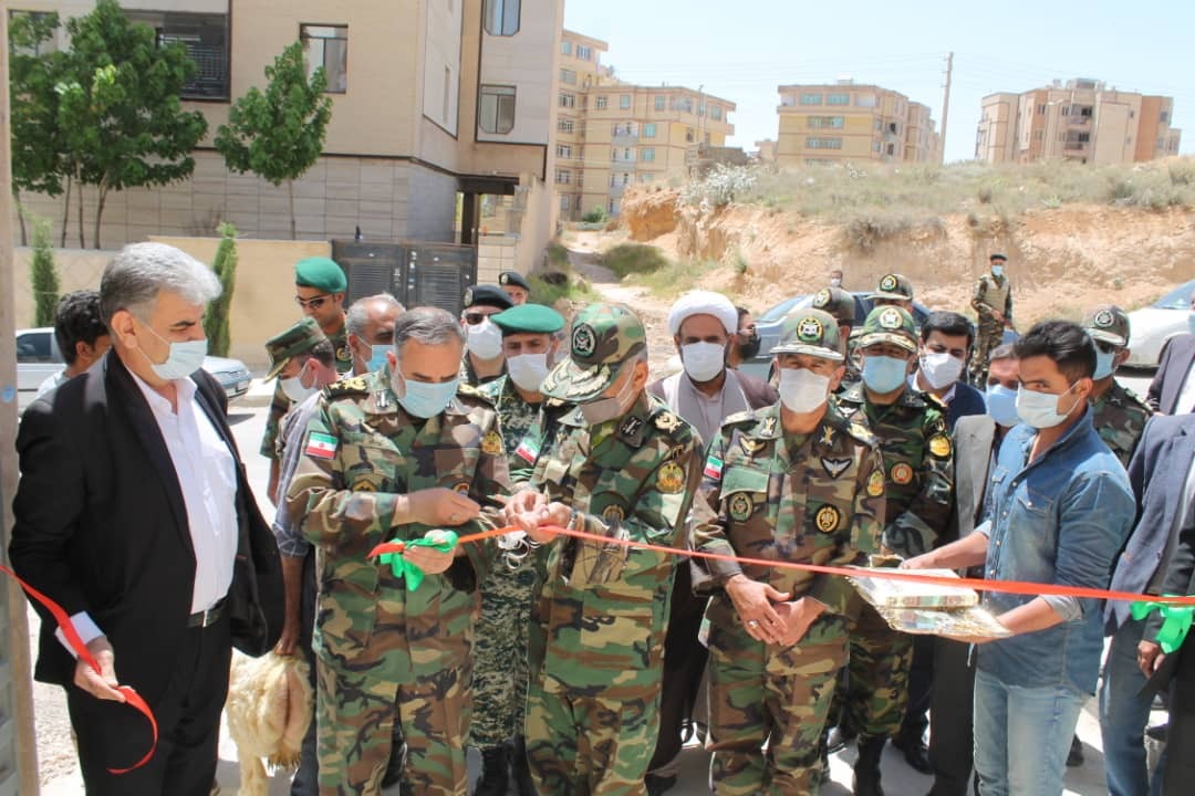 ۱۲۰۰نفر از کارکنان ارتش در استان فارس خانه دار می‌شوند
