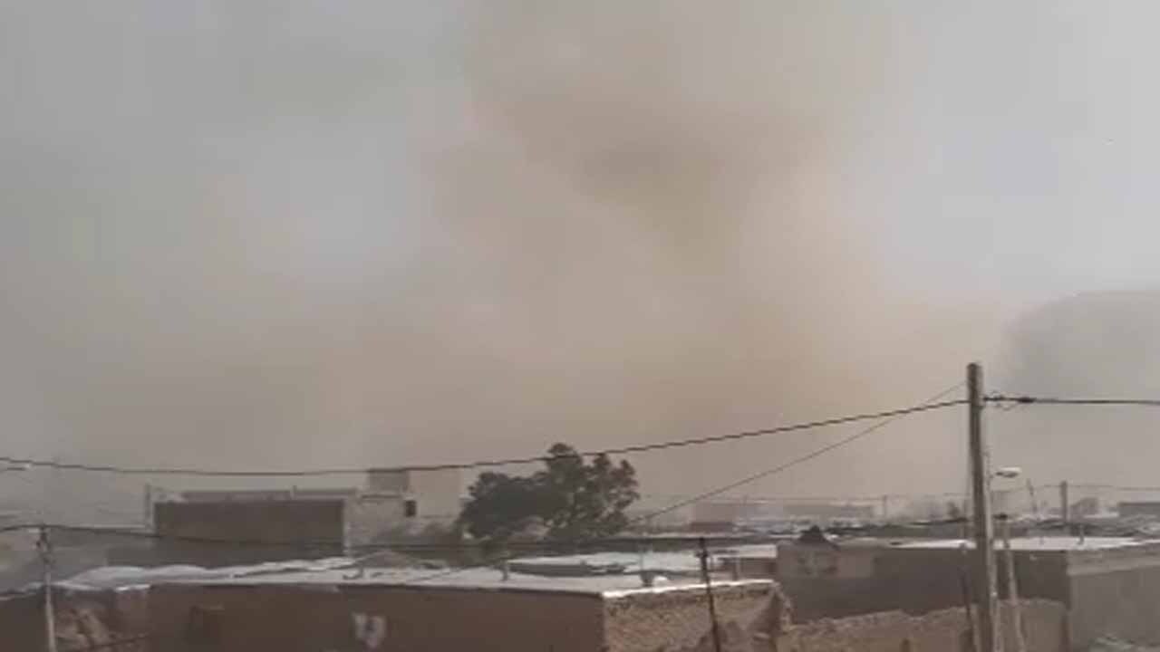 فیلمی از وزش طوفان در روستای مهیار