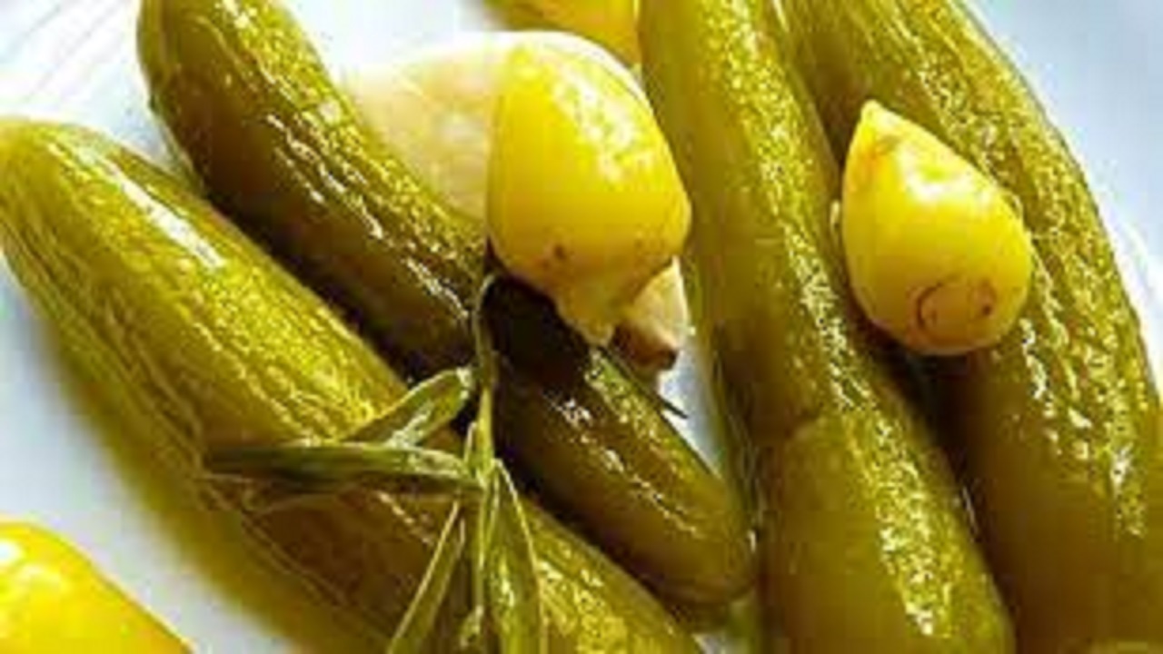 برای خرید خیارشور چقدر هزینه کنیم؟