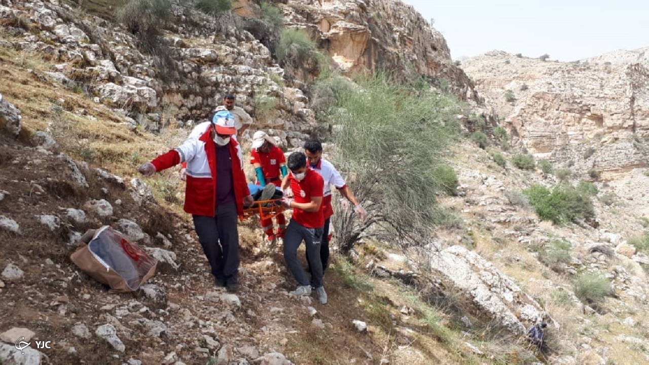 کوهنوردی در جم یک فوتی بر جای گذاشت