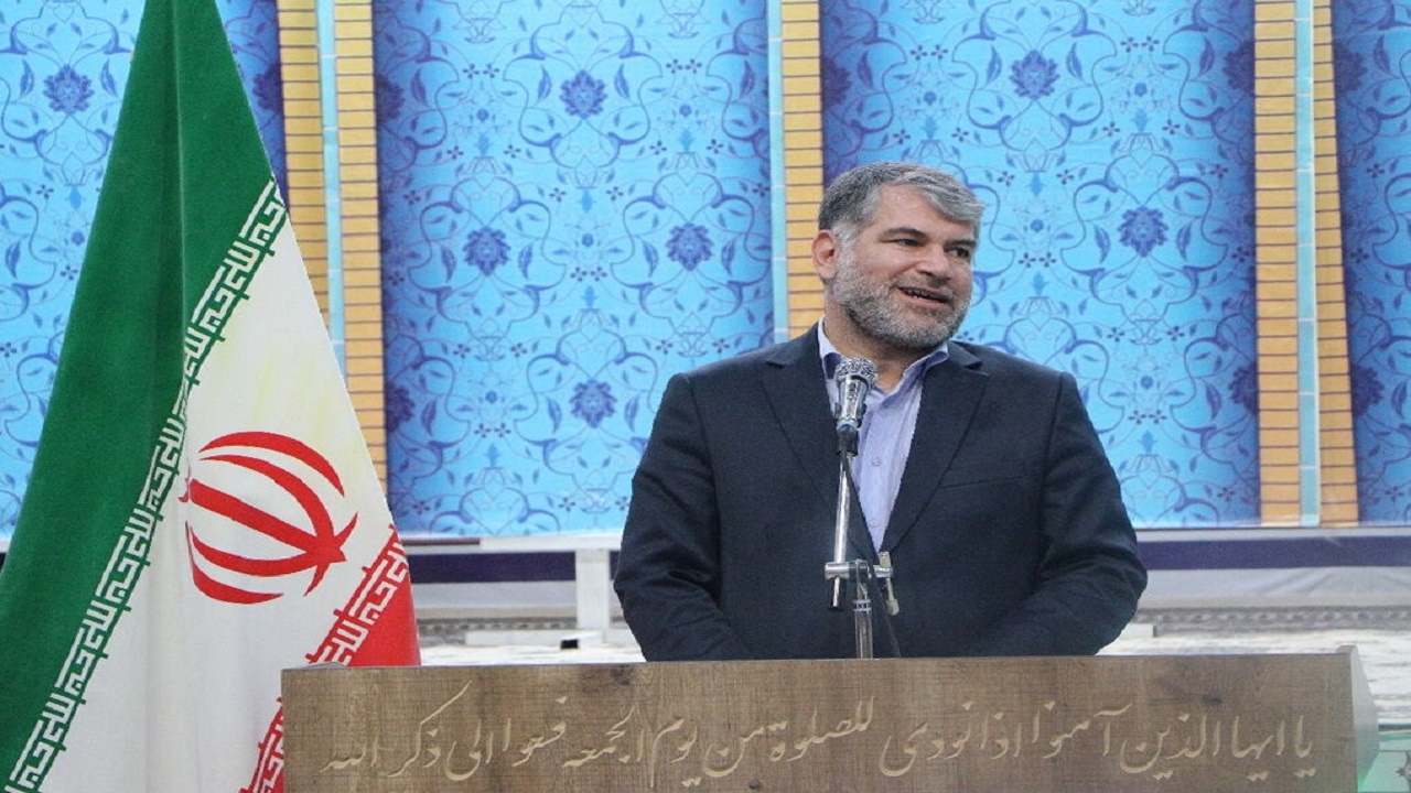 شعار اقتصاد مقاومتی و تولید در کاشان نمود دارد