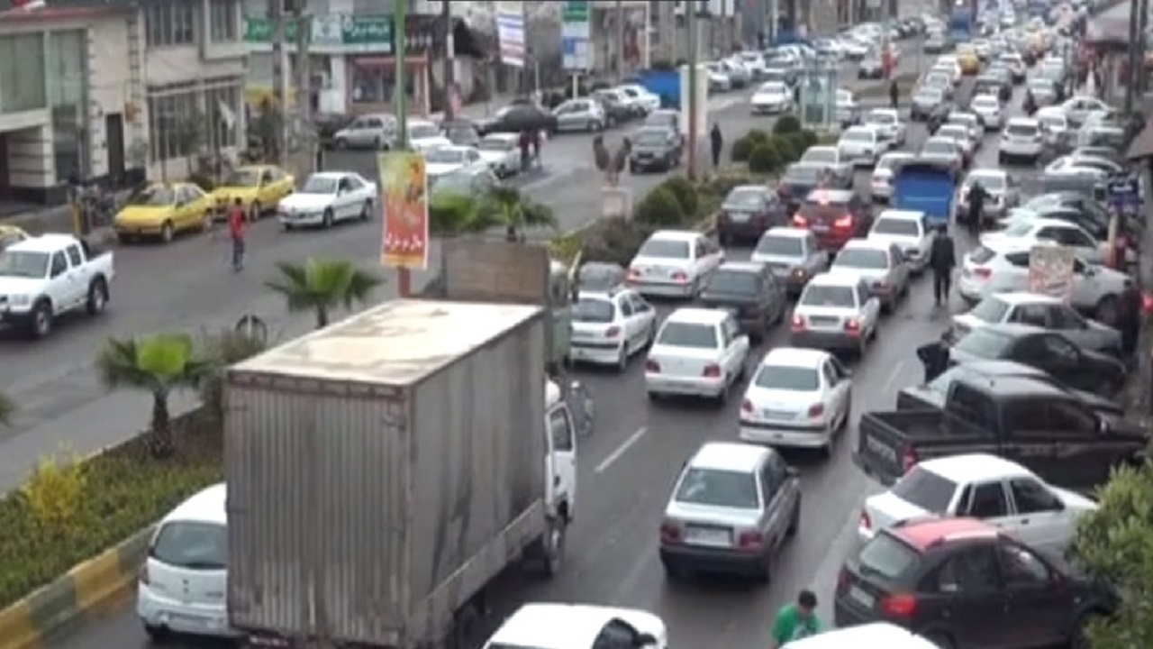 جاده‌های شلوغ گیلان در نوروز کرونایی ۱۴۰۰