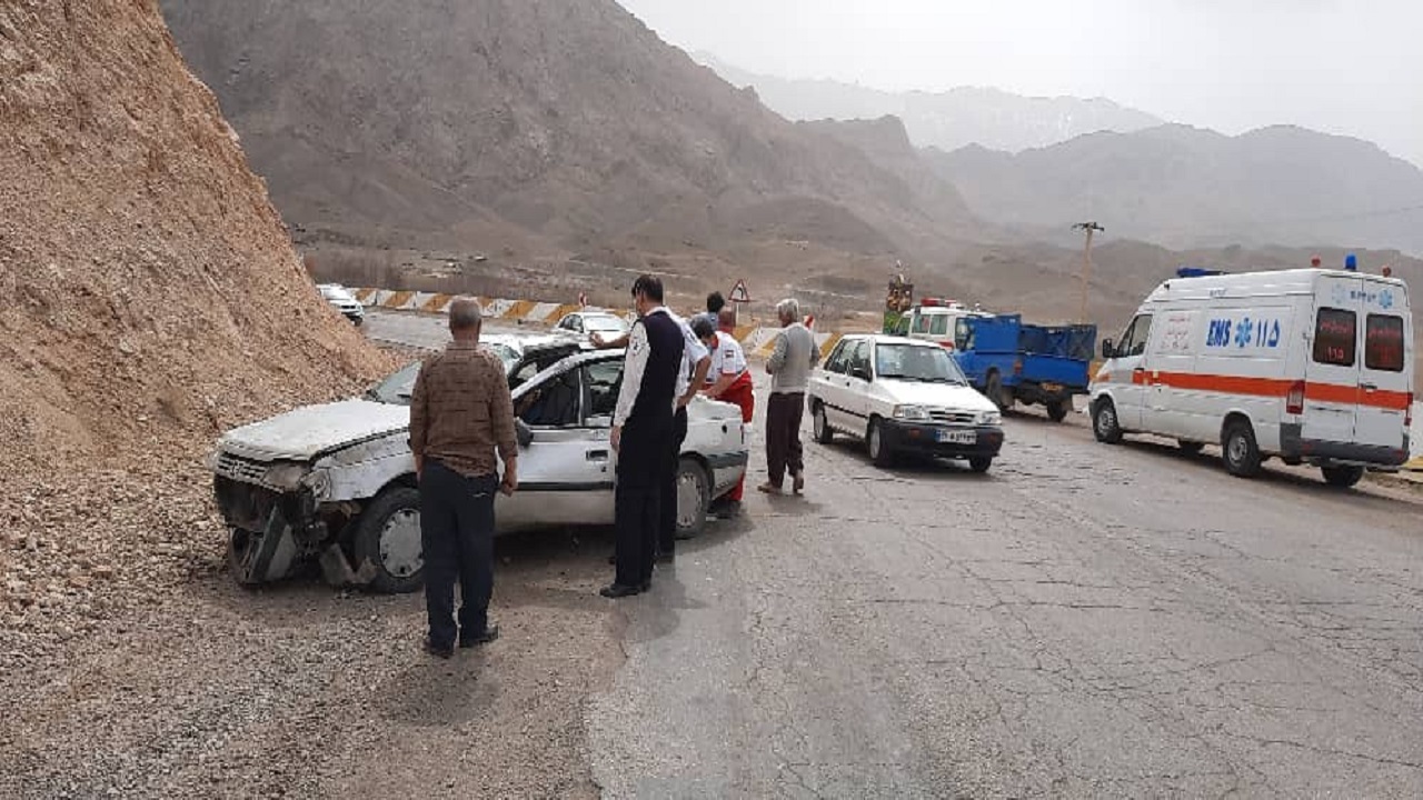 واژگونی خودرو ۴۰۵ در کیلومتر ۲۸ چشمه علی به دامغان